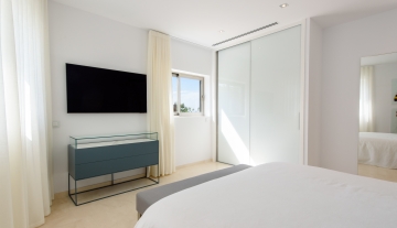 Resa Estates Ibiza sale koop Villa Marcos sea views bedroom 8.JPG